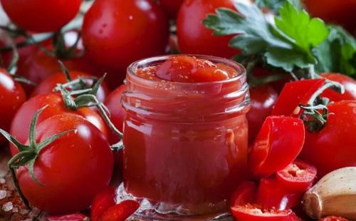 Кетчуп своими руками из помидоров рецепт. Кетчуп из помидоров Пальчики оближешь на зиму (рецепты в домашних условиях)