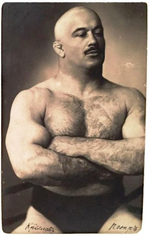 Петр Крылов программа тренировок. Пётр Крылов - Король гирь.