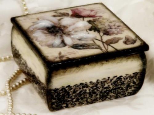 Шкатулка из бумаги. Шкатулки своими руками мастер класс по изготовлению, пошаговая инструкция 11 Шкатулка из бумаги. Шкатулки своими руками мастер класс по изготовлению, пошаговая инструкция 11