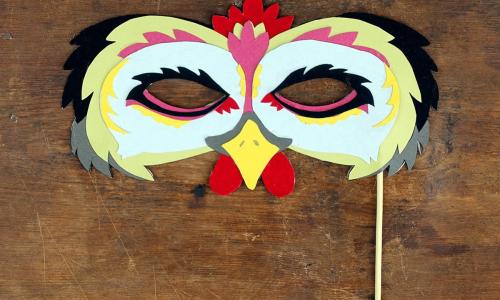 Как делать маски. Как сделать из бумаги маску. Украшаем бумажными розами.