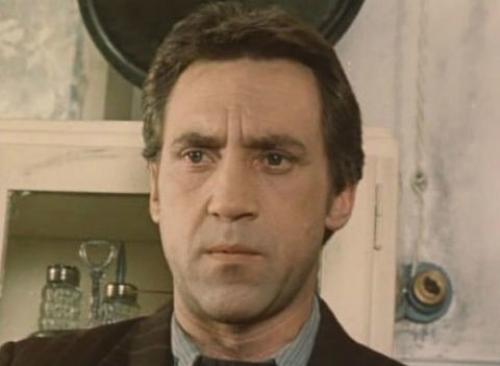 Распутин Григорий ефимович дети. Несколько лет назад житель села Покровского Виктор Пролубщиков открыл у себя неординарные способности. Он стал полагать, что является родственником провидца Григория Распутина. Подробности этой истории стали известны в студии передачи «Пусть говорят».