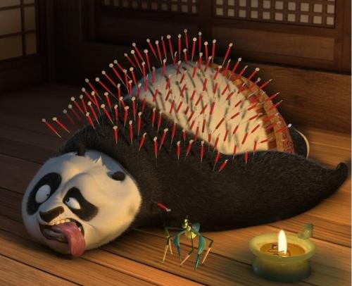 Массаж ушей для похудения. Есть два варианта – массаж или иглоукалывание.