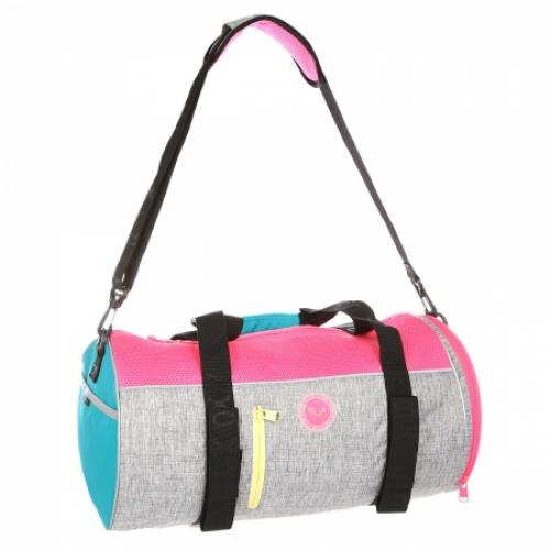 Что подарить спортивной девушке на Новый год. Что подарить девушке, которая любит спорт: лучшие идеи подарков. Подарки женщинам и девушкам на Новый год