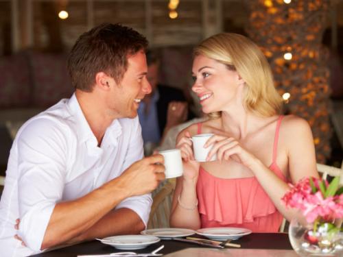 Как расположить к себе девушку. Как влюбить в себя девушку — 6 психологических приемов
