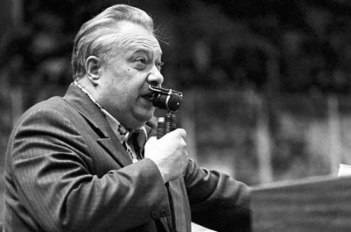 Нам такой хоккей не нужен. Такой хоккей нам не нужен!