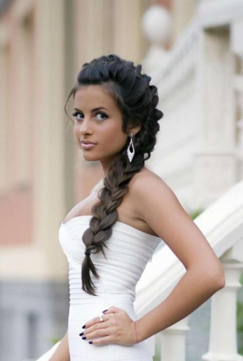 Укладка длинных волос дома. Укладка длинных волос в домашних условиях: необходимые инструменты