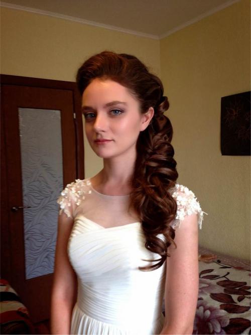 Укладка длинных волос дома. Укладка длинных волос в домашних условиях: необходимые инструменты