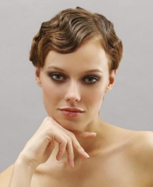 Как уложить волосы короткие. 13 вариантов укладки на короткие волосы