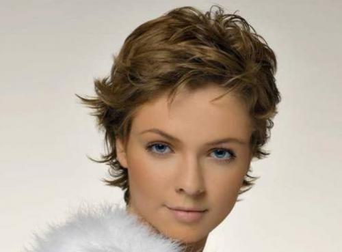 Как уложить волосы короткие. 13 вариантов укладки на короткие волосы