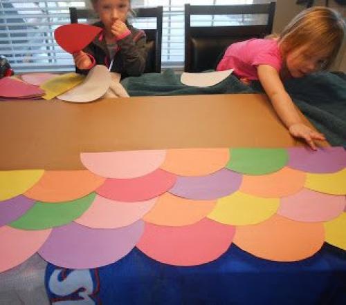 Как сделать большой домик из картона. Домик для детей из картона своими руками — пошаговое фото. Чертежи и схемы детского картонного домика.