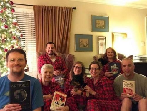 Интересные традиции разных стран мира. 15 традиций разных стран мира, которые могут вас сильно удивить