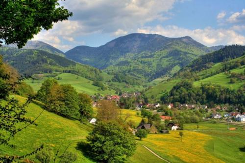 Сообщение об одном географическом объекте горы. «Горы России». Краткий доклад 02