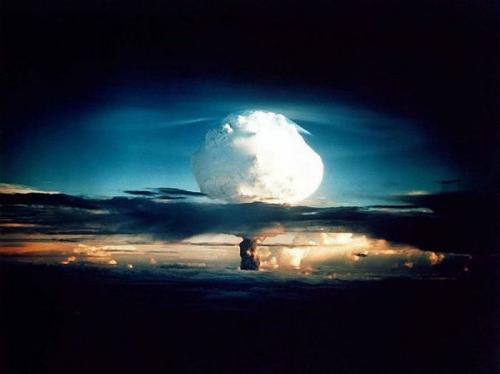 Крупные взрывы в мире. 5 фотографий самых мощных ядерных взрывов на Земле