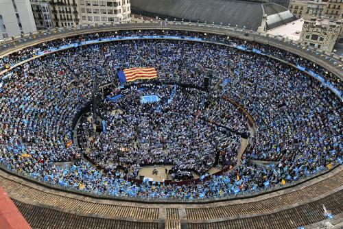 В Испании коррида запрещена. Из-за коронавируса в Испании отменили 21 корриду, что спасло 120 быков 05