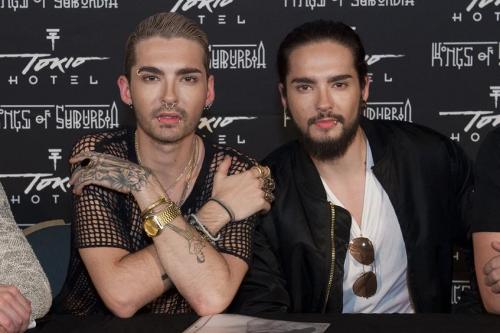 Сестры близняшки. Звездные близнецы и двойняшки