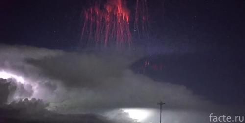 Красная молния. Красные спрайты, синие струи и другие необычные виды молний