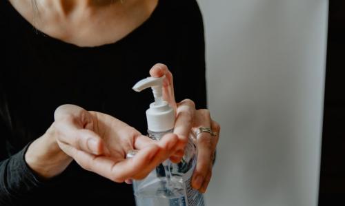 Как не заразиться коронавирусом в россии. Зачем мыть лицо и руки с мылом