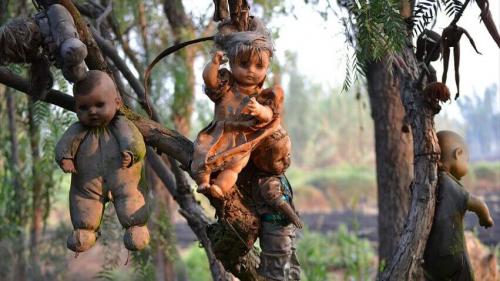 Остров кукол