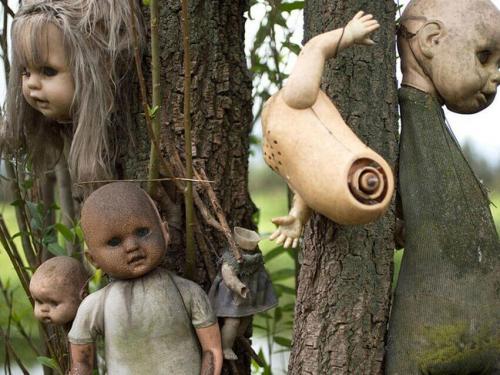 Остров кукол