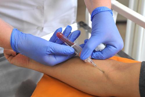 В России научились быстро определять. В России научились за минуту определять поддельное вино и соки 01 В России научились быстро определять. В России научились за минуту определять поддельное вино и соки 01