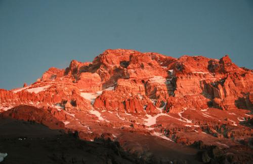 Самые высокие горы на материках. Самые высокие горы на 6 континентах