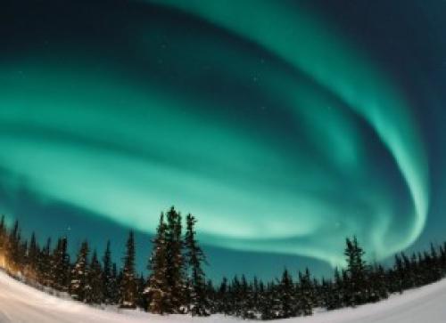 Северное сияние — небесный огонь