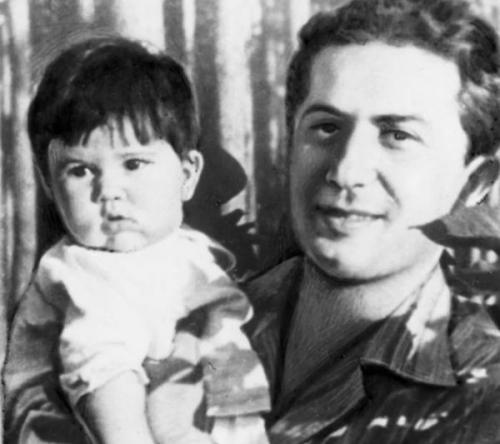 Иосиф сталин дети. Яков Джугашвили