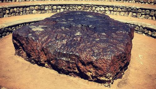 Метеориты информация. Самые известные метеориты, упавшие на Землю