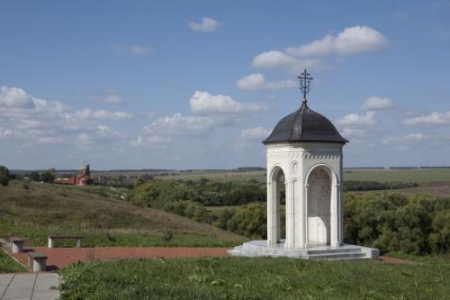 Какие памятные места связаны с поединком на Куликовом поле. На поле Куликовом