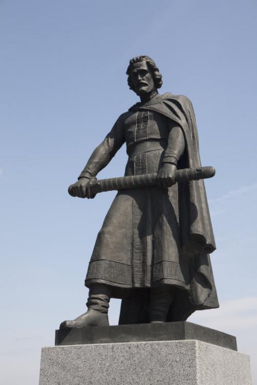 Какие памятные места связаны с поединком на Куликовом поле. На поле Куликовом