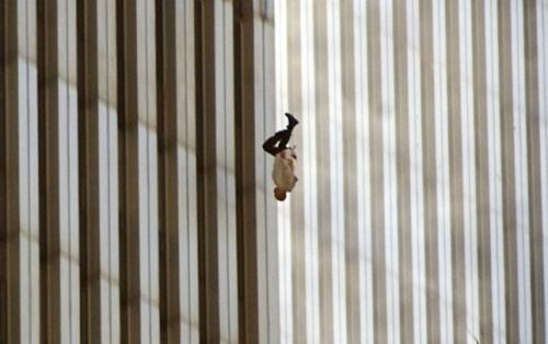 Страшные факты. Жуткие факты, скрывающиеся за культовыми фото