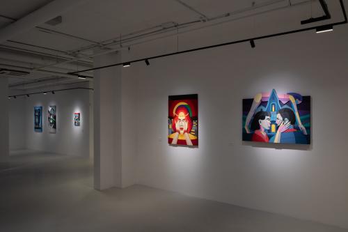 Стрит-арт художники россии. В Фонде Ruarts открыта масштабная выставка российских художников с бэкграундом в граффити и
уличном искусстве. Это наиболее полноценное осмысление того, как вчерашний андеграунд становится частью мирового художественного контекста.