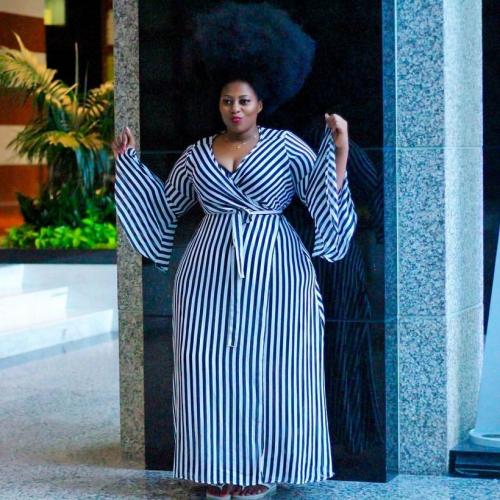 Одевание для полных девушек на пляже: лучшие идеи и советы 01 Одевание для полных девушек на пляже: лучшие идеи и советы 01