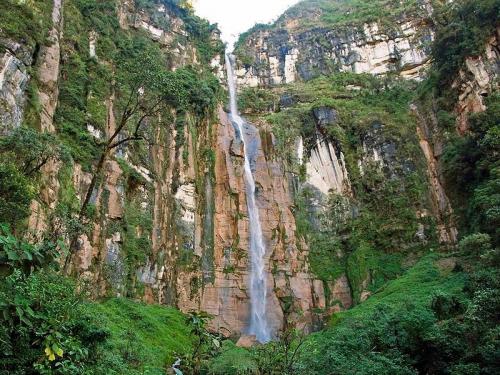 Величиственный и загадочный водопад Виктория. Где находится водопад Виктория? 06