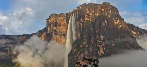Самый большой водопад в мире где находится. Самый высокий водопад в мире