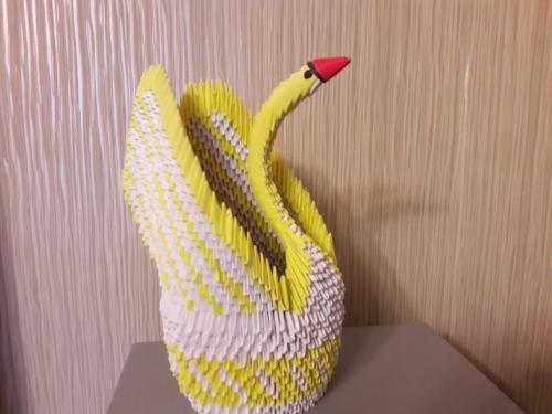 Какие материалы нужны для создания 3D лебедя из бумаги. Как сделать лебедя из бумаги в технике модульного оригами: простые схемы и чертежи с подробным описанием, как сложить лебедя