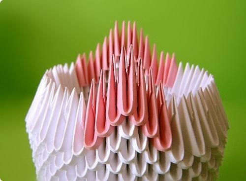 Создание двойной лебеди с модульным оригами: простые инструкции 16