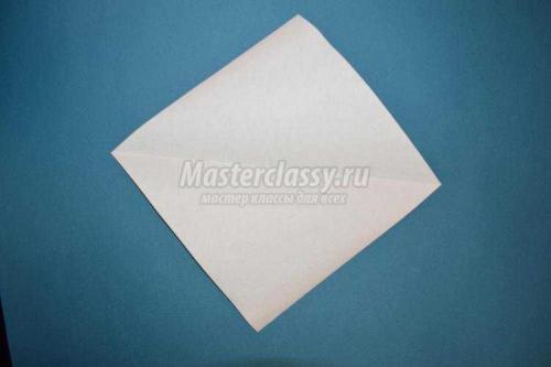 Создай свой собственный лебедь из бумаги с помощью оригами 09