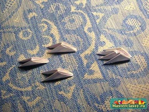 Создание двойной лебеди с модульным оригами: простые инструкции 02