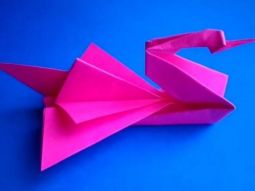 Как сложно сделать 3D лебедя из бумаги. Лебедь в технике оригами: как сделать?