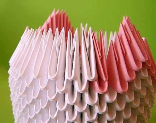 Создание двойной лебеди с модульным оригами: простые инструкции 17