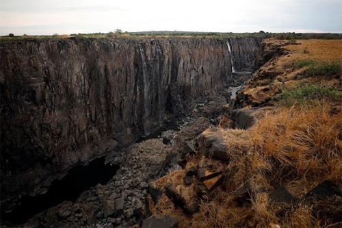 Водопад Виктория сейчас. Засуха в Африке: водопад Виктория и озеро Кариба
