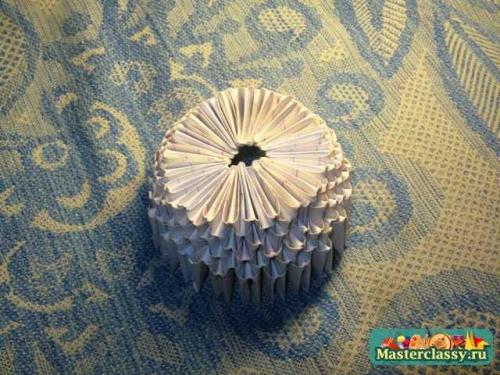 Удивительные лебеди из модулей: искусство модульного оригами 04