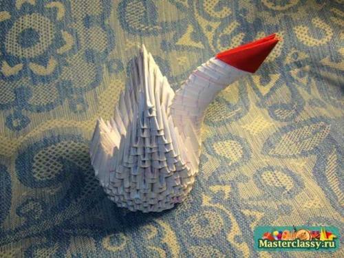 Удивительные лебеди из модулей: искусство модульного оригами 12