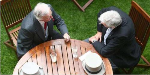 Разница между бедными и богатыми людьми. Бедные говорят «они», богатые — «мы»: 7 существенных различий между бедными и богатыми 03