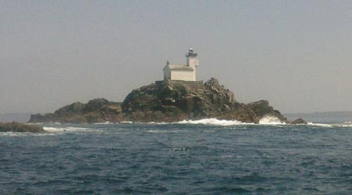 Какие легенды о маяках связаны с призраками. Проклятый маяк, смотрители которого друг за другом сходили с ума