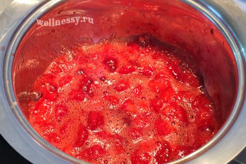 Пп десерт в стакане. Трайфл из клубники и творога (десерт в стакане)