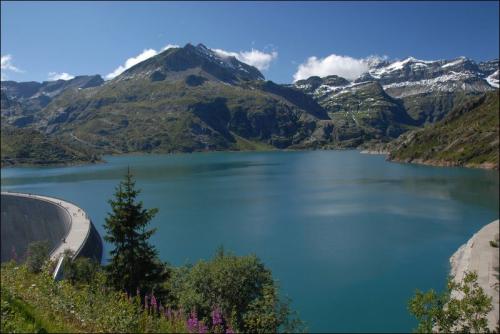 Самая высокая гора в западной европе. Какие горы самые высокие в Европе?
