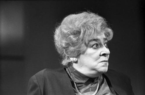 Чем отличается мужчина от женщины загадка. 13 острых цитат невероятной Фаины Раневской, которые должна прочитать каждая женщина