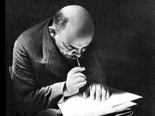 Что, по вашему мнению, было самым важным вкладом Ленина в историю